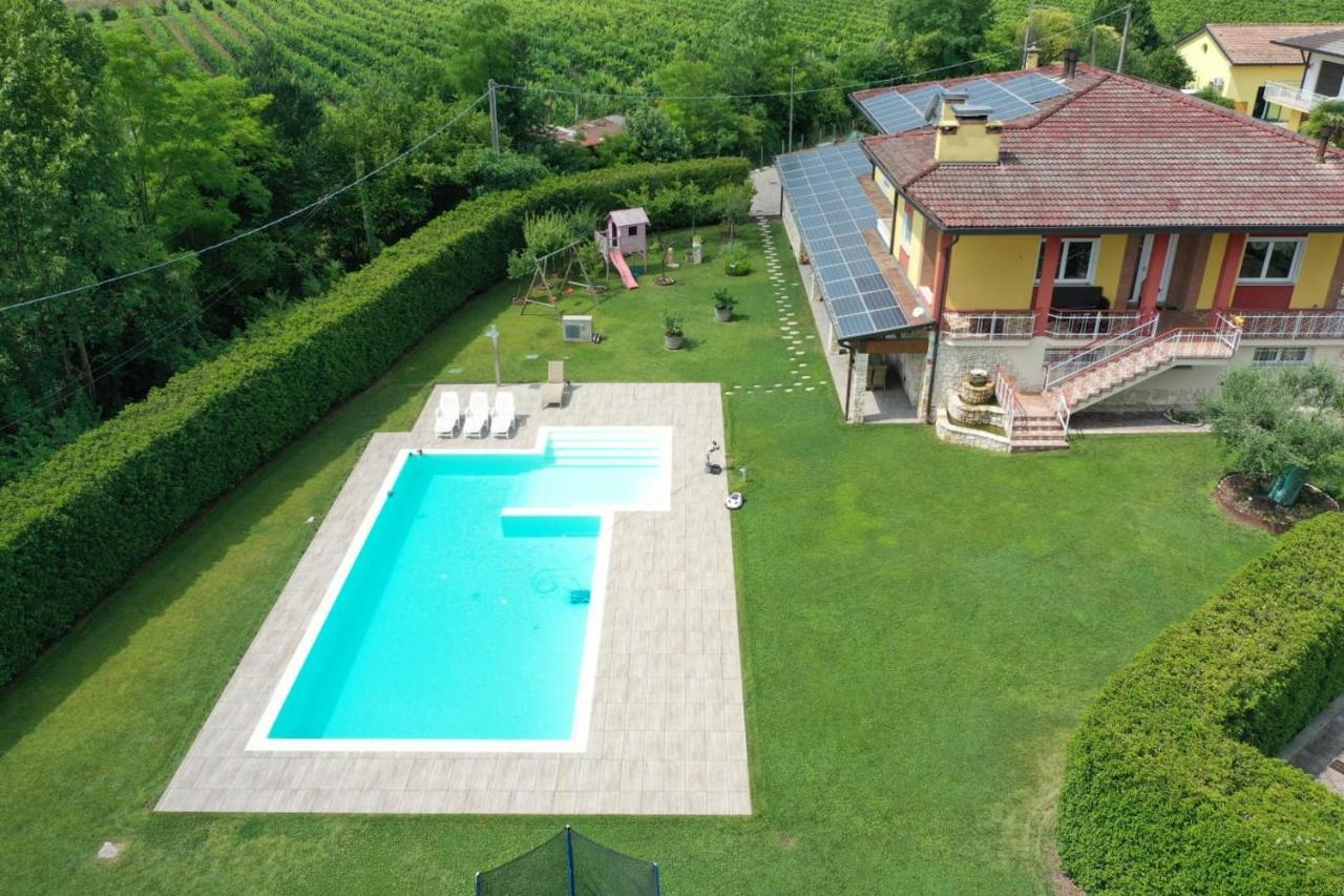 Wanderlust Apt In Villa Con Piscina - 45 Min Venezia - Zona Unesco San Pietro Di Feletto Bagian luar foto