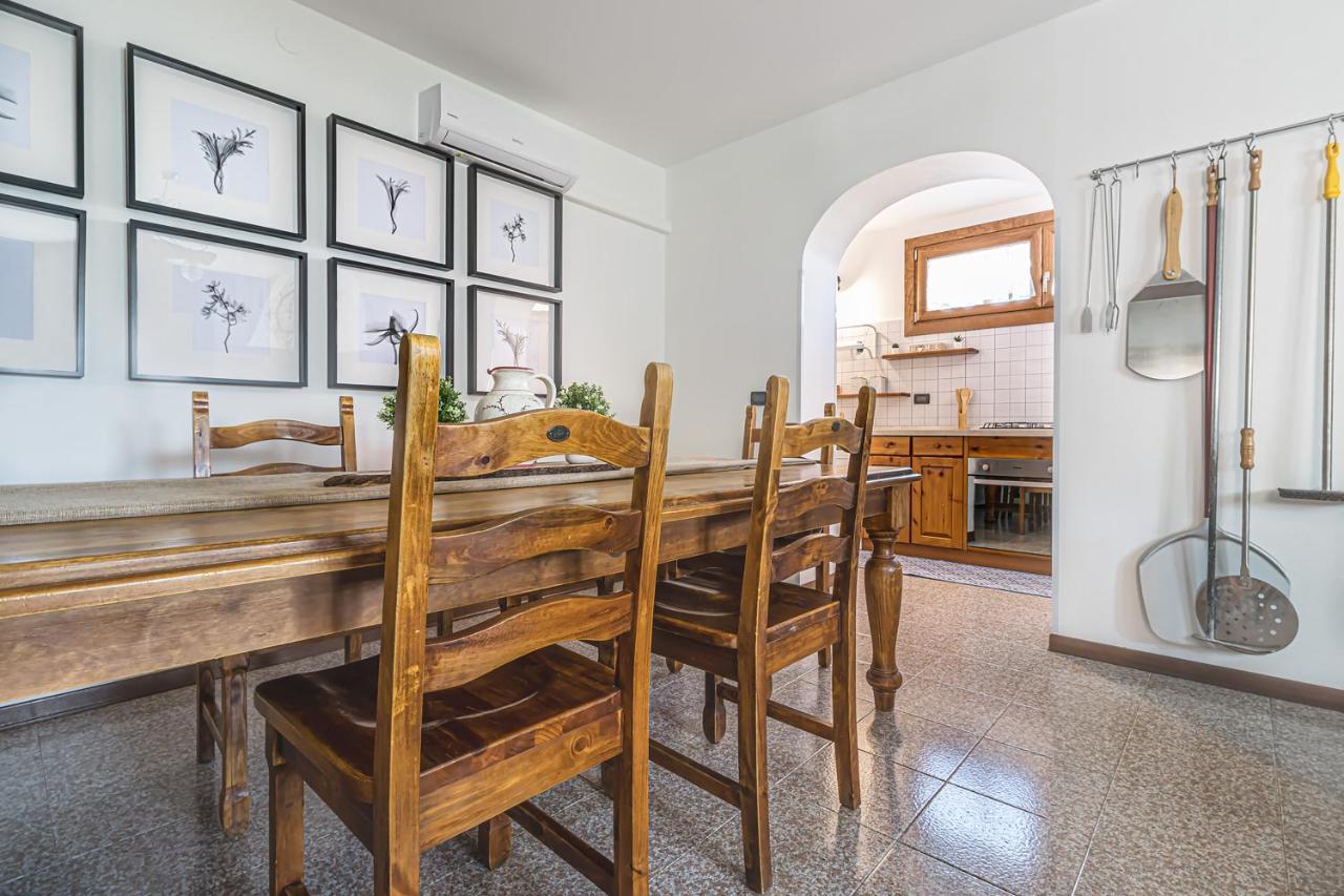 Wanderlust Apt In Villa Con Piscina - 45 Min Venezia - Zona Unesco San Pietro Di Feletto Bagian luar foto