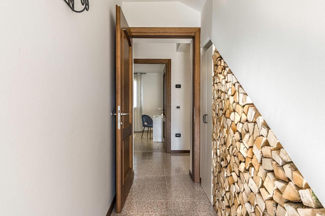 Wanderlust Apt In Villa Con Piscina - 45 Min Venezia - Zona Unesco San Pietro Di Feletto Bagian luar foto