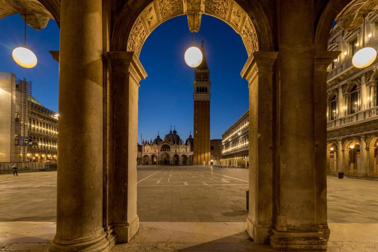 Wanderlust Apt In Villa Con Piscina - 45 Min Venezia - Zona Unesco San Pietro Di Feletto Bagian luar foto